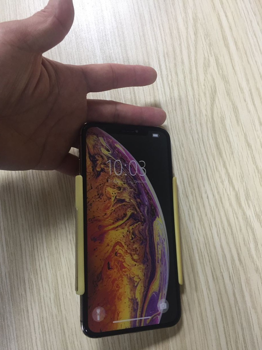 iPhone Xs Max单手操作手指长度短
